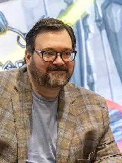 Brandon Sanderson