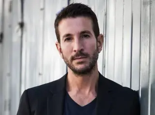 Alex Michaelides