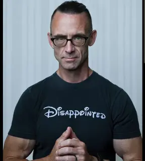 Chuck Palahniuk