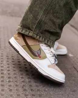 Nike Dunk Low